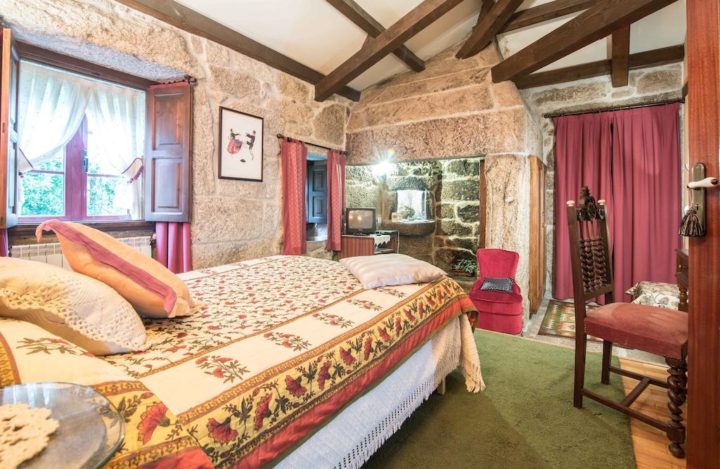 Pazo Da Fraga Otel Albeos Oda fotoğraf